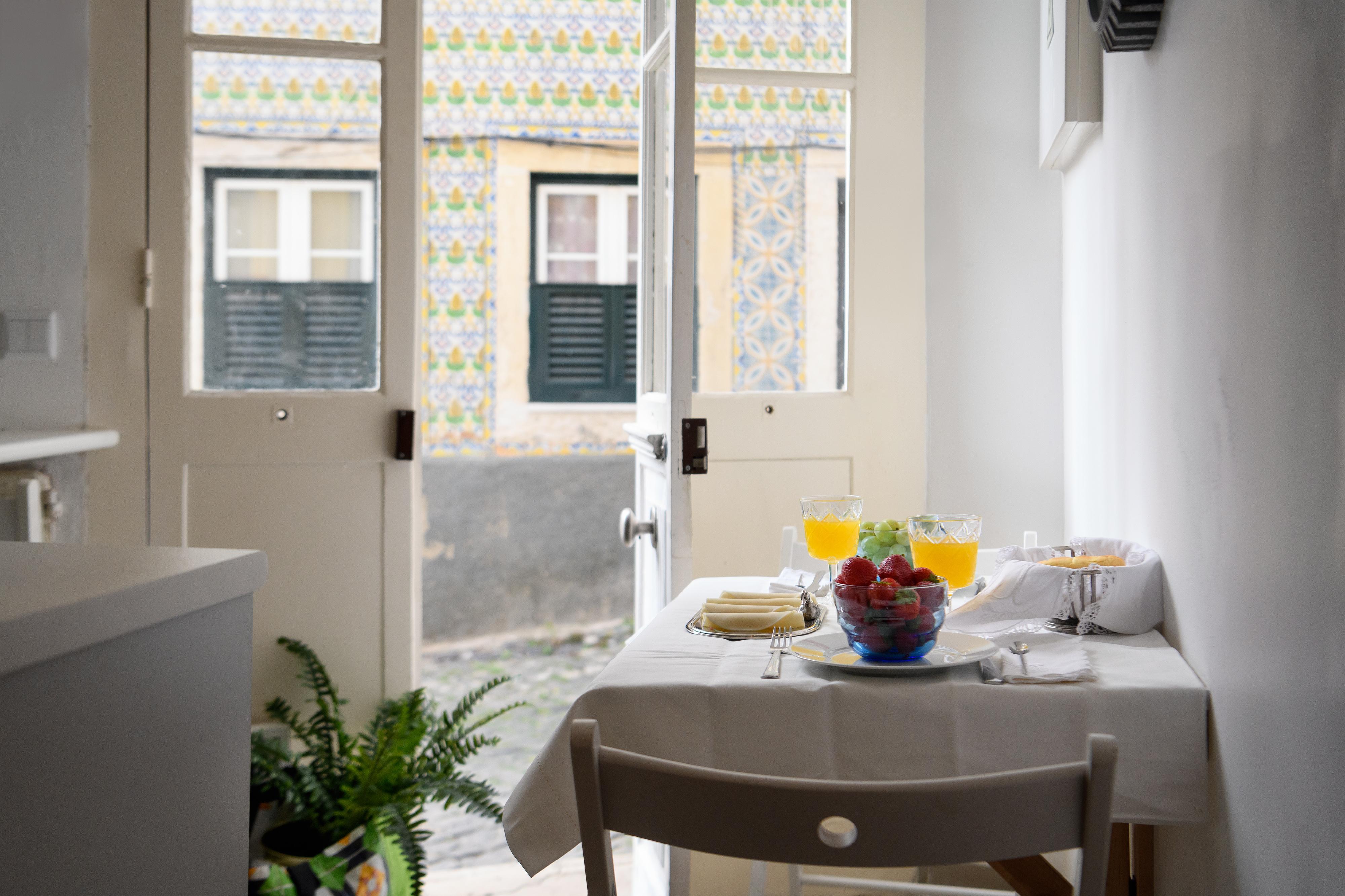 Alfama Yellow House Lisboa Dış mekan fotoğraf
